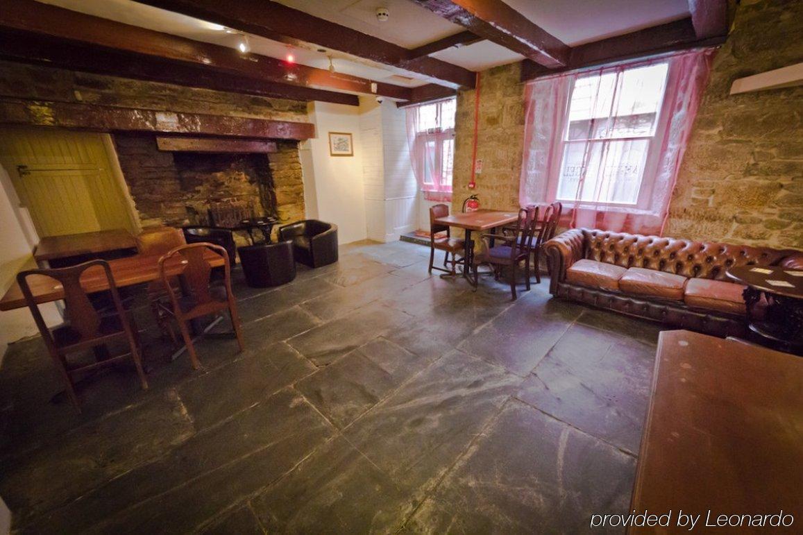The Angel Hotel Helston Buitenkant foto