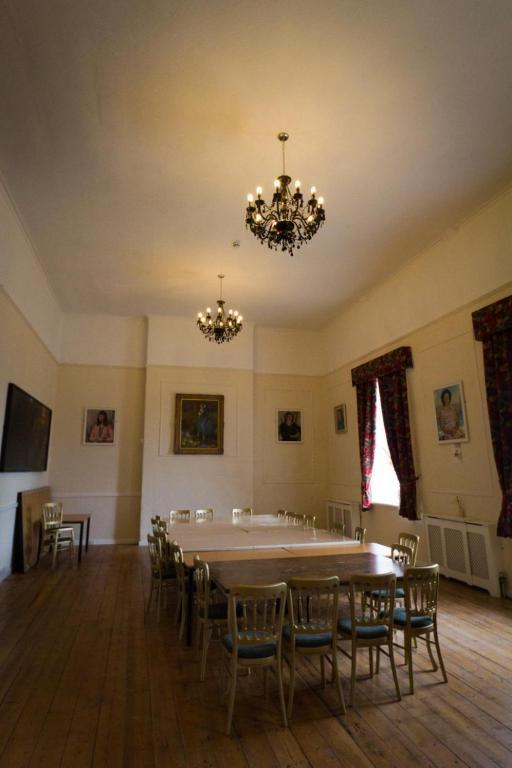The Angel Hotel Helston Buitenkant foto