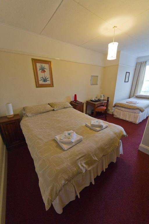 The Angel Hotel Helston Buitenkant foto